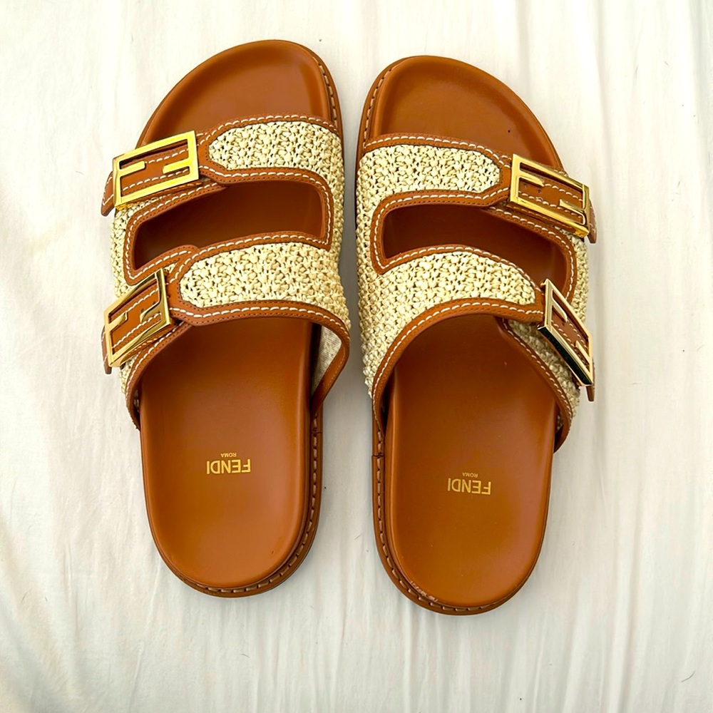 Fendi Feel Leather Sandal Sz.41